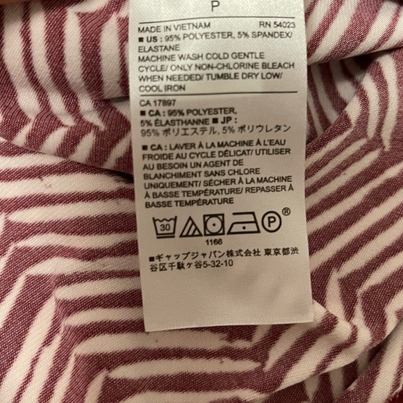 Maroon and white banana republic wrap dress - Picture 6 of 6